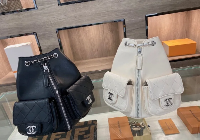 Buy classic CHANEL handbags -Chanel ladies backpack