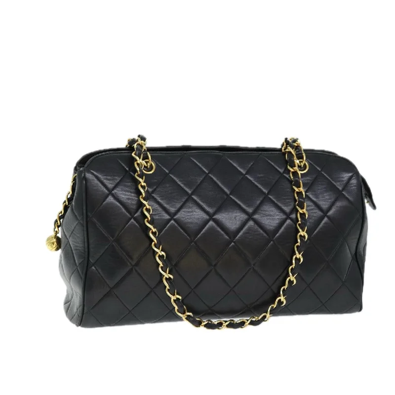 Buy CHANEL bags with fast delivery -CHANEL Matelasse Chain Shoulder Bag Lamb Skin Black CC  ki4411