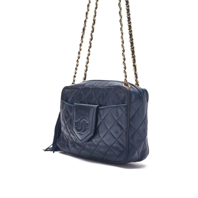 Popular CHANEL bags for fashion lovers -Chanel Coco Chain Shoulder  Fringes  Navy  Shoulder Bag Mini Shoulder Bag  Bag Hybrid 【 Ship】 Navy Mountain Bookstore Online