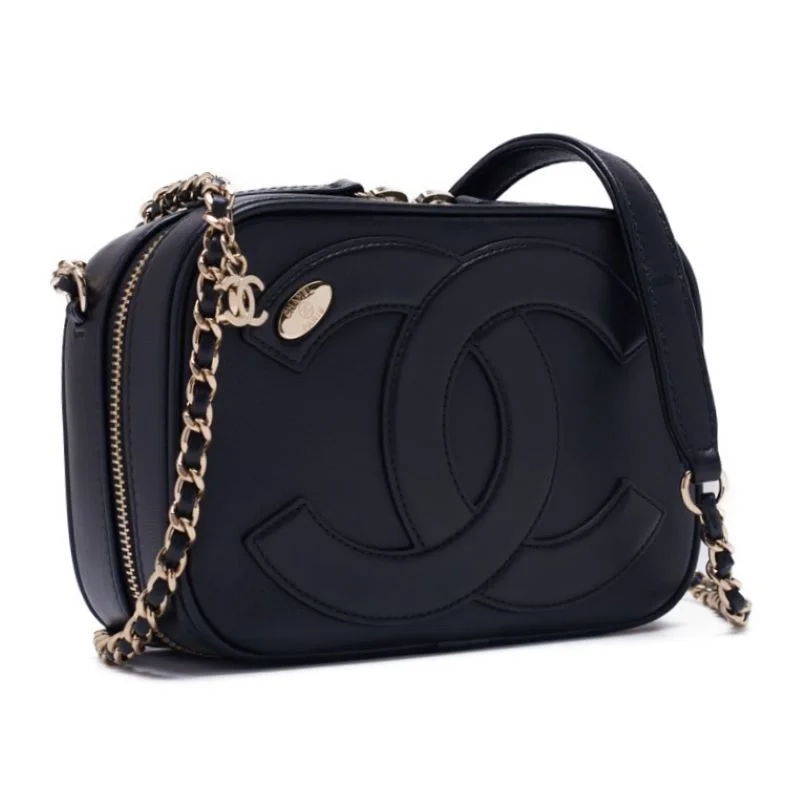 CHANEL bags with sophisticated finishes -Chanel Matrasse Coco Round Fashner Chain Shoulder  Black  Shoulder Bag Mini Shoulder Bag  Shoulder Bag Hybrid 【 Ship】 Himalan Bookstore Online