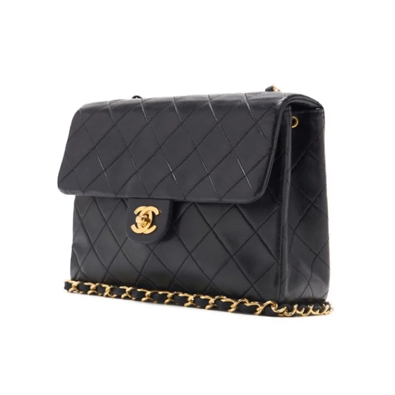 Buy CHANEL bags with original design -Chanel Mini Traverse Turnlock Chain Sder  Black  Shoulder Bag Miniature Shoulder Bag  Bag Hybrid  Ship SS] Vineyard Mountain Bookstore Online