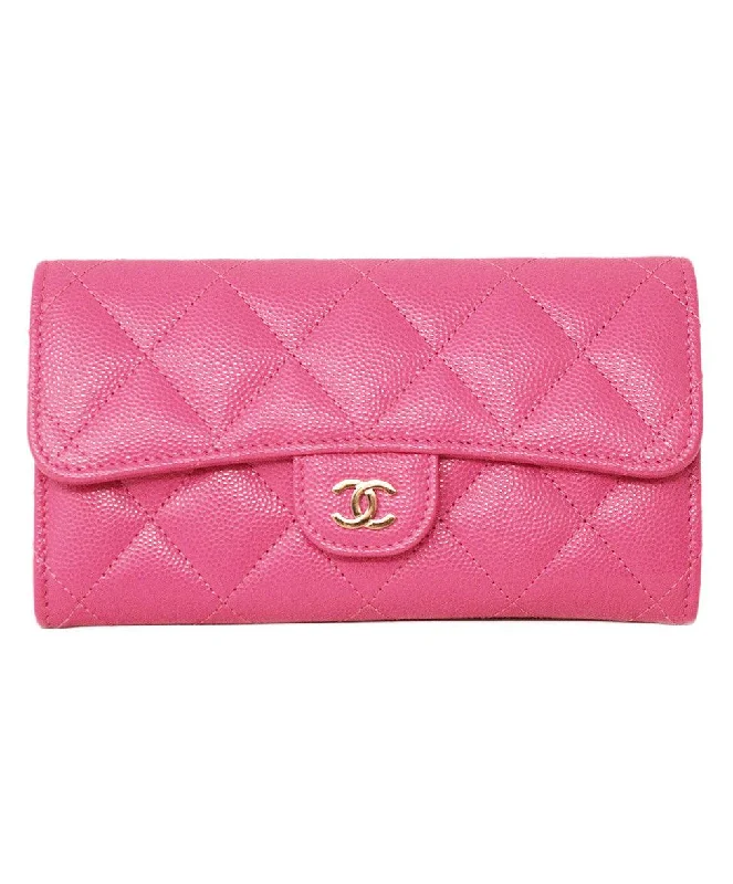 Chic CHANEL handbags for everyday use -Chanel Pink Caviar Leather Wallet