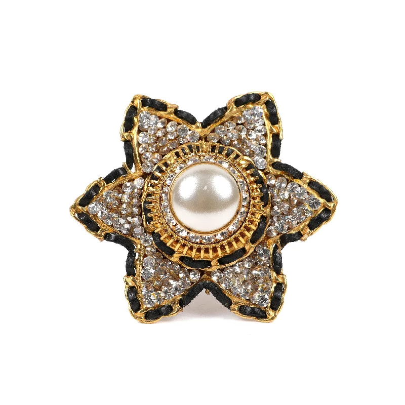 Buy CHANEL hairpins and hairbands -Chanel Star Shaped Pearl Center Crystal Brooch w/ Gold Hardware