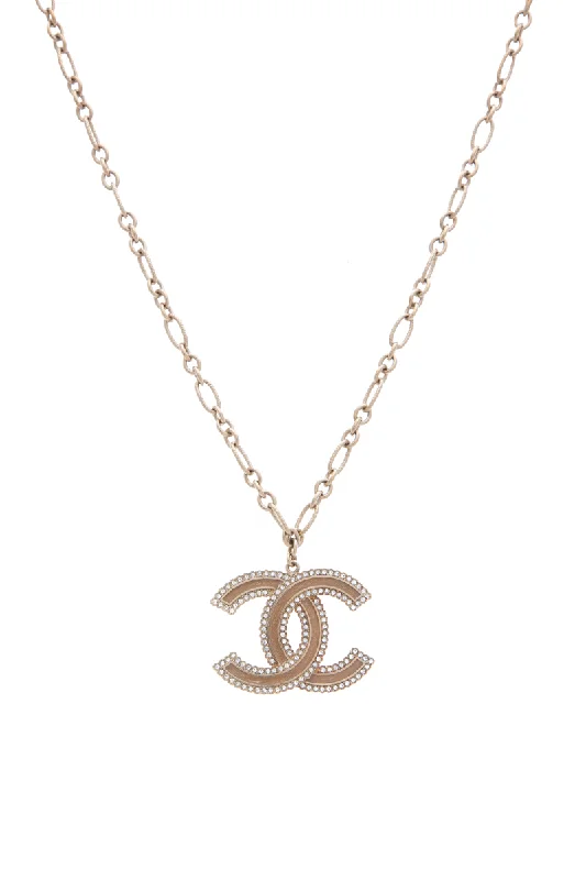 Luxury CHANEL necklaces with exclusive designs -CC Pendant Necklace