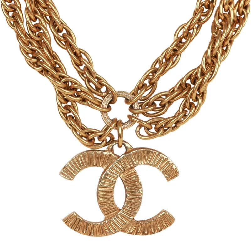 Buy CHANEL rings for every occasion -Chanel Vintage Gold Plated Triple Chain CC Necklace