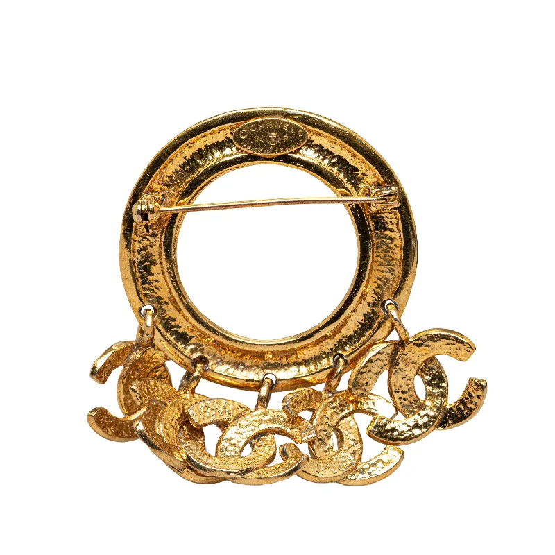 CHANEL gold-tone jewelry collection -CHANEL CC Swing Brooch Costume Brooch