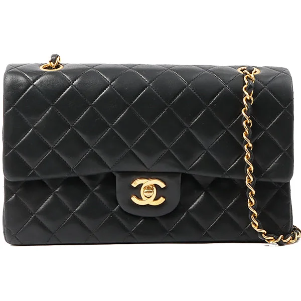 Timeless CHANEL bags with modern accents -Chanel Around 1992 Made Classic Flap Chain Bag 25Cm Black