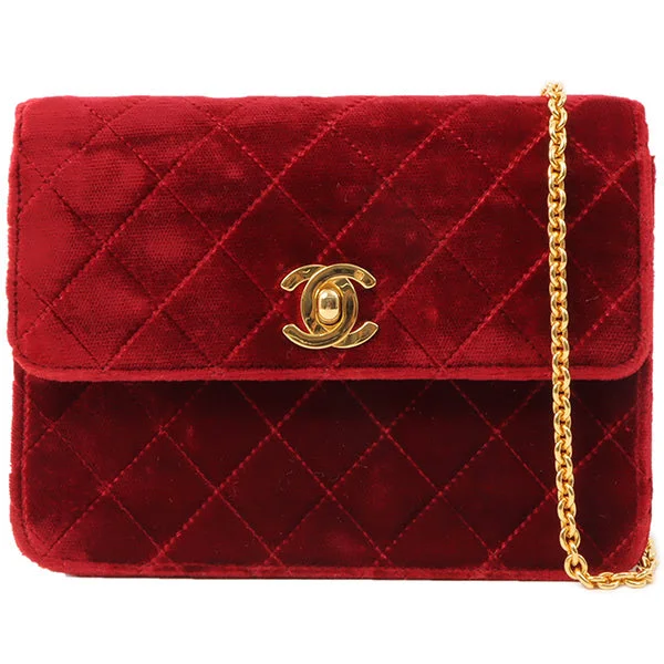 CHANEL bags with chain details -Chanel Around 1992 Made Velour Straight Flap Turn-Lock Mini Chain Bag Red