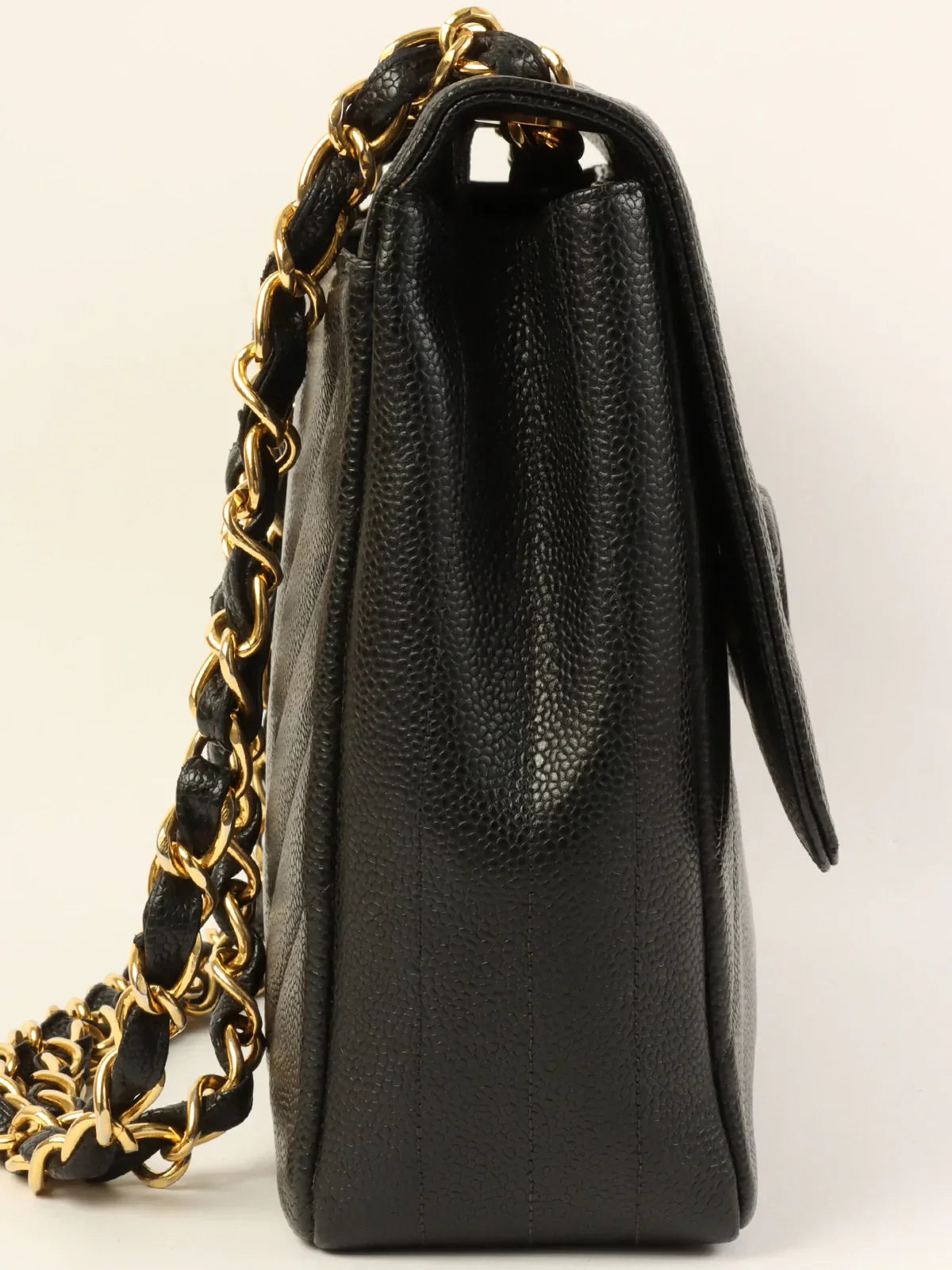 CHANEL bags with elegant clasp -CHANEL Around 1995 Made Caviar Skin Cc Mark Diagonal Stitch Chain Bag Black