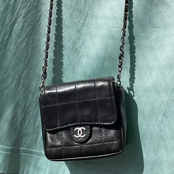 New CHANEL bag designs for 2025 -Chanel Around 2000 Made Chocolate Bar Cc Mark Plate Micro Chain Bag Black