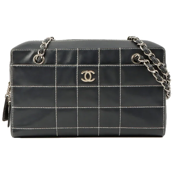 CHANEL bags with unique designs -Chanel Around 2001 Made Chocolate Bar Stitch Cc Mark Plate Chain Bag Dark Navy