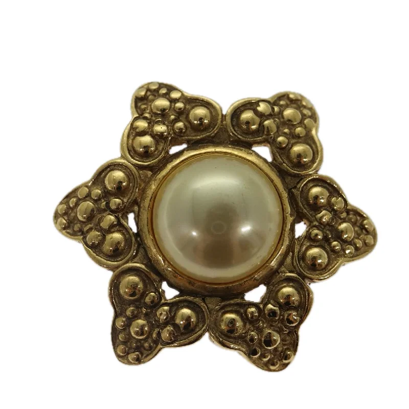 Buy CHANEL pearl necklaces -CHANEL Brooch Metal Gold Tone CC  bs17053